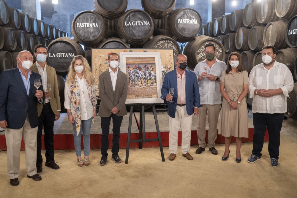 SE PRESENTA EL CARTEL ANUNCIADOR DE LAS CARRERAS DE CABALLOS EN LAS PLAYAS DE SANLÚCAR DE BARRAMEDA