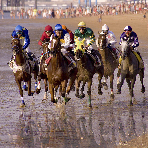 Carreras de caballos en la playa